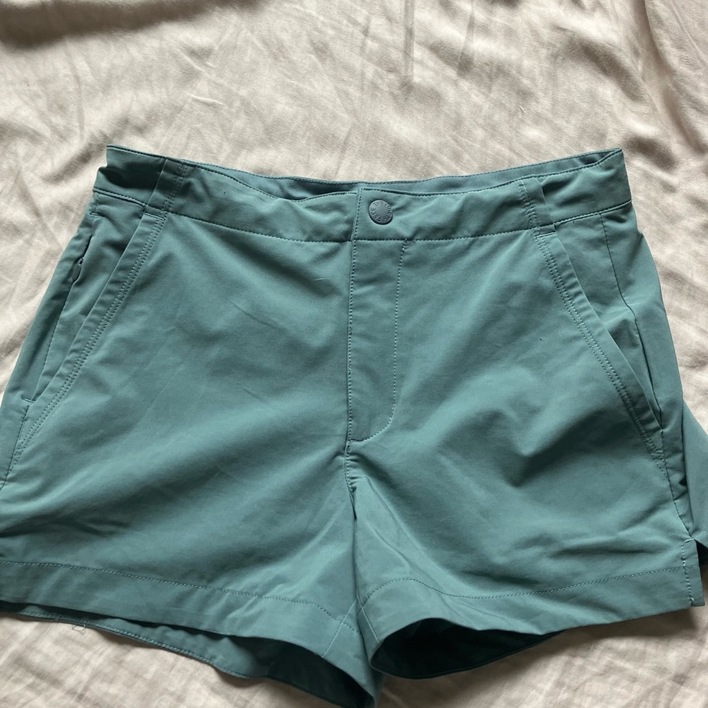 north face women’s stop never wearing shorts